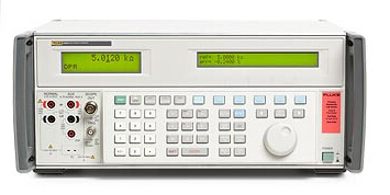 ��aƷУ����