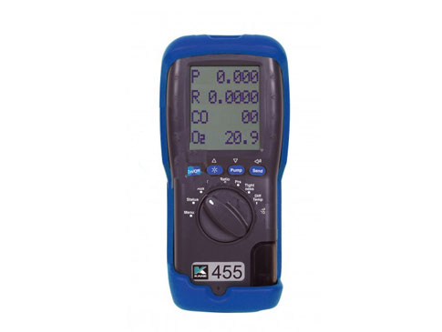 �t������x